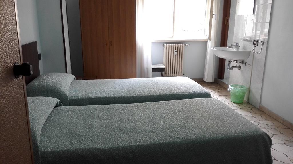 Hotel Mira Varese Pokój zdjęcie