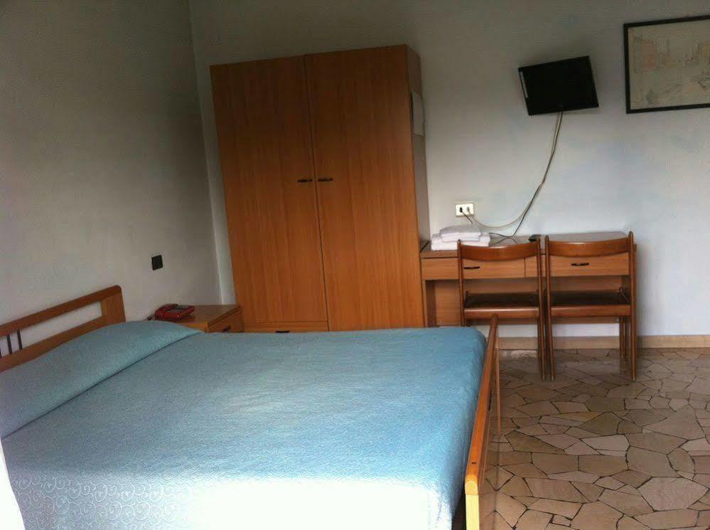 Hotel Mira Varese Zewnętrze zdjęcie